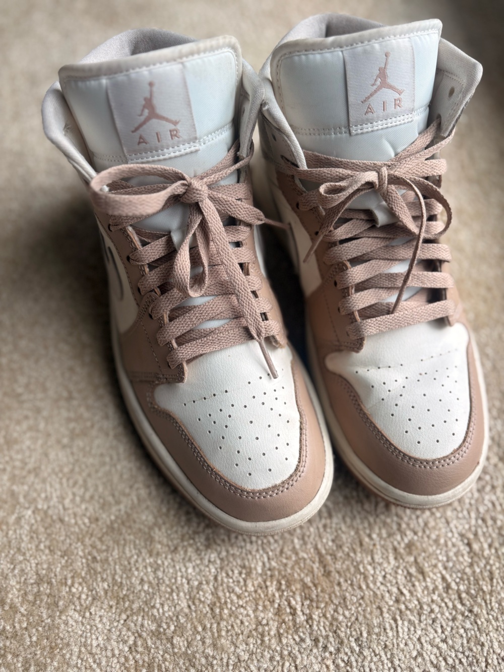 Jordan 1’s Women's  size 9.5 High-Top in White & Blush
